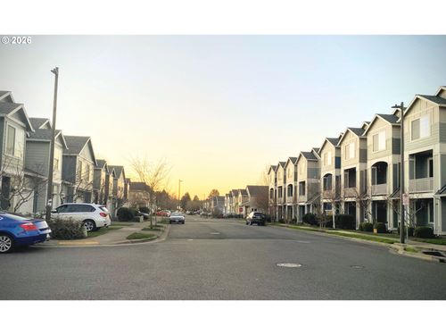 17446 Sw October Ct, Beaverton, OR, 97003-7555 | Card Image