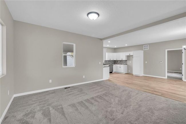 613 N Mead St, House other with 4 bedrooms, 2 bathrooms and null parking in Cameron MO | Image 5