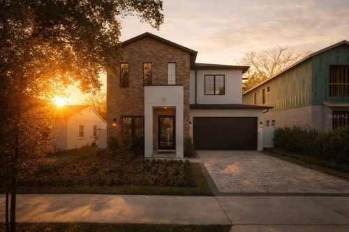 22 E Steele St, ORLANDO, FL, 32804-3923 | Card Image