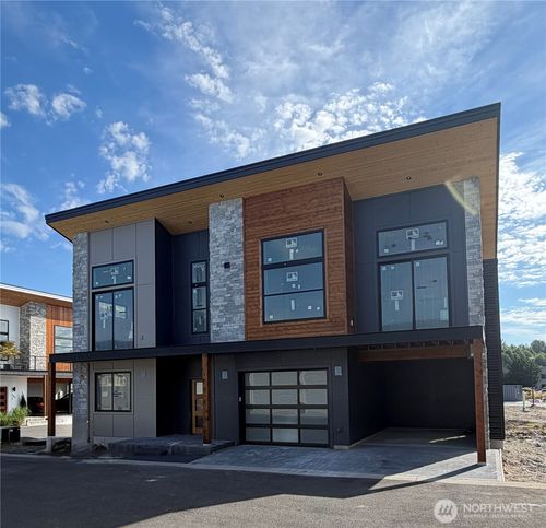 202 Skipping Stone Loop, Lynden, WA, 98264-1414 | Card Image