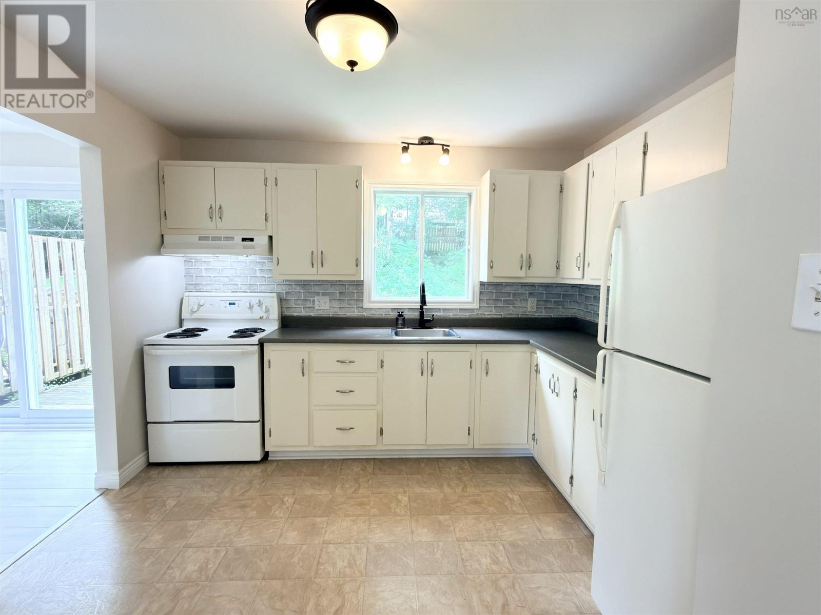 Residential in Dartmouth 4