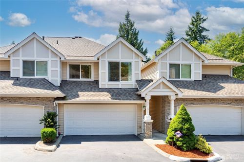 6519 Se Cougar Mountain Way, Bellevue, WA, 98006-5616 | Card Image