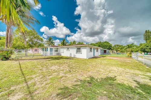 1202-1200 Nw 102nd St, Miami, FL, 33147-1857 | Card Image