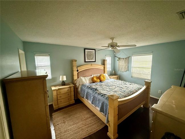 5173 Kirkland Ave, House other with 2 bedrooms, 3 bathrooms and null parking in SPRING HILL FL | Image 4