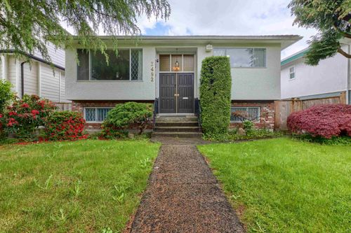 3492 E 49th Ave, Vancouver, BC, V5S1M2 | Card Image