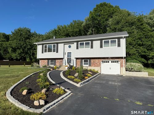 29 Deer Ridge Rd, Stonington, CT, 06378-1915 | Card Image