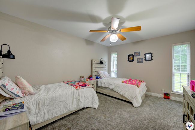 6807 Chaparral St, House other with 4 bedrooms, 2 bathrooms and null parking in Texarkana TX | Image 11