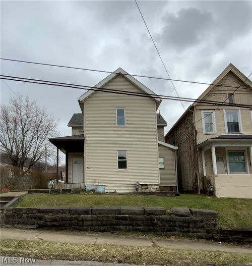 822 Avondale Street, East Liverpool, OH, 43920 | Card Image