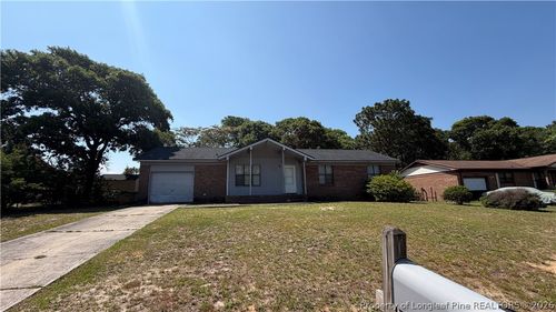 313 Nugget Ct, Fayetteville, NC, 28311-6814 | Card Image