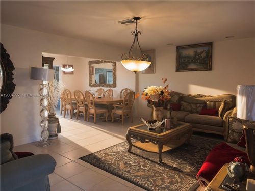 5306 Roosevelt St, Hollywood, FL, 33021-3944 | Card Image