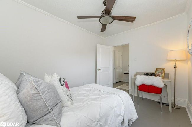168 Paisley St, House other with 3 bedrooms, 1 bathrooms and 4 parking in Guelph ON | Image 37