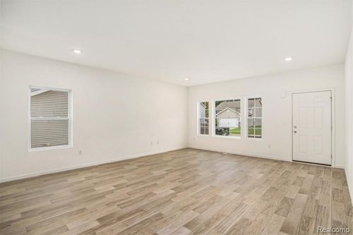 223 Ontario Ct, Brooklyn, MI, 49230-8360 | Card Image