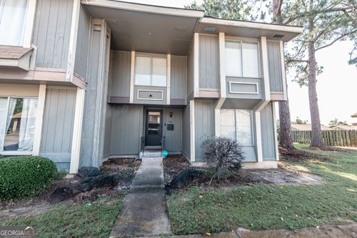 141 Stoneridge Dr, Warner Robins, GA, 31088-8204 | Card Image