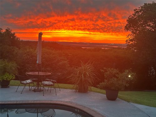 1819 W Belt Line Rd, Cedar Hill, TX, 75104-5615 | Card Image