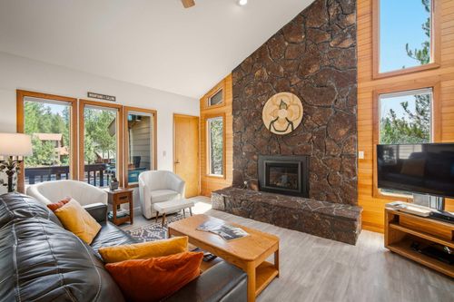 8-57305 Beaver Ridge Loop, Sunriver, OR, 97707 | Card Image