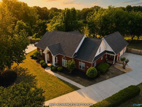 2021 Englewood Pl Sw, Decatur, AL, 35603-2411 | Card Image