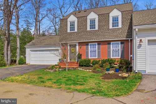 2568 Glen Cv, ANNAPOLIS, MD, 21401-6812 | Card Image