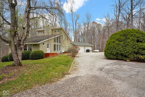 10495 Deer Run Rd, Poland, IN, 47868-7473 | Card Image