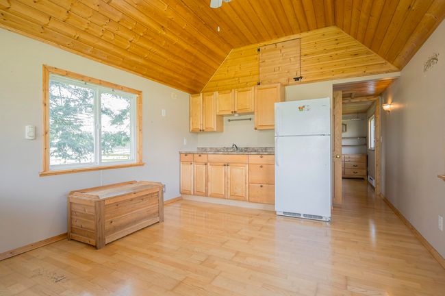 3643 254 St, House other with 10 bedrooms, 7 bathrooms and 20 parking in Aldergrove BC | Image 20