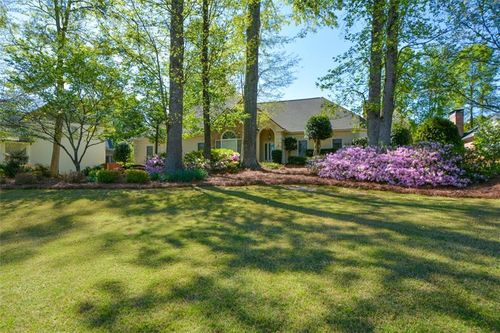 6085 Wellington Ct, Cumming, GA, 30040-6570 | Card Image