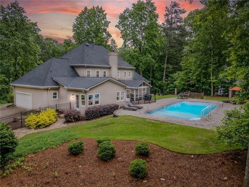9950 Farmbrook Ln, John's Creek, GA, 30022-5504 | Card Image