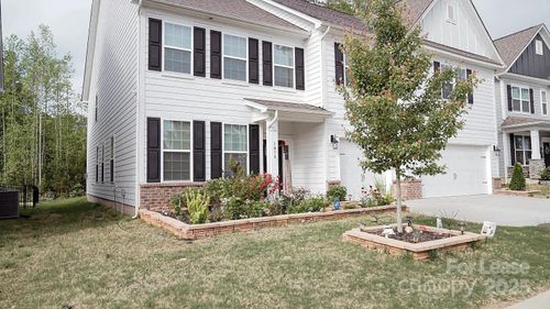 1058 Thoroughbred Dr, Iron Station, NC, 28080-9378 | Card Image