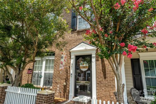 961 Coolsprings Ln, Rock Hill, SC, 29730-8225 | Card Image