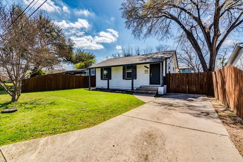 1817 Madison Ave, Austin, TX, 78757-2220 | Card Image