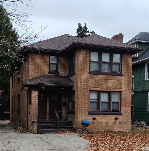 1023 N Court St, Rockford, IL, 61103-7003 | Card Image