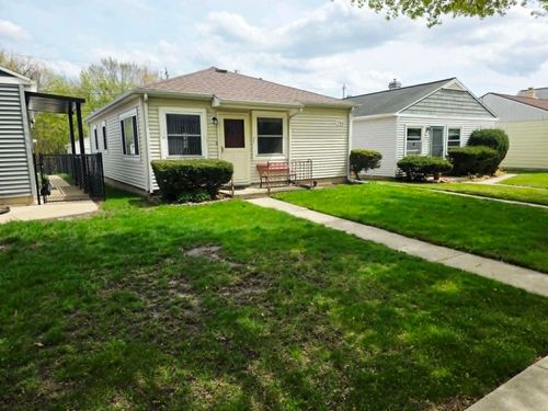 718 S 56th St, WEST ALLIS, WI, 53214-3323 | Card Image