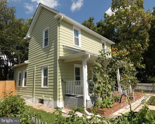 15 Walnut St, PENNS GROVE, NJ, 08069-1719 | Card Image