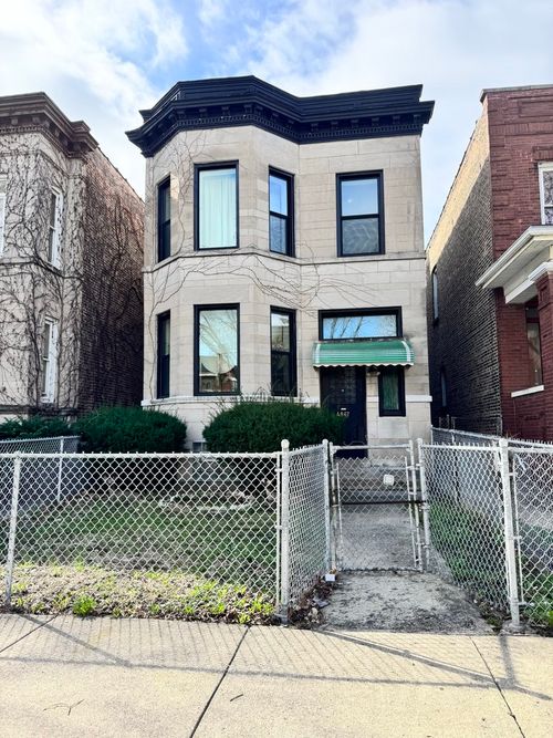 4847 W Washington Blvd, Chicago, IL, 60644-3628 | Card Image