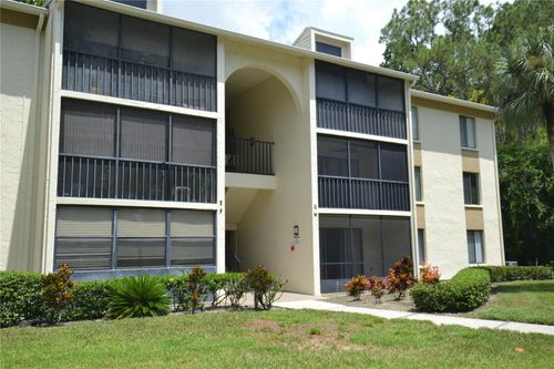 h2-3232 Lake Pine Way E, Tarpon Springs, FL, 34688-5417 | Card Image