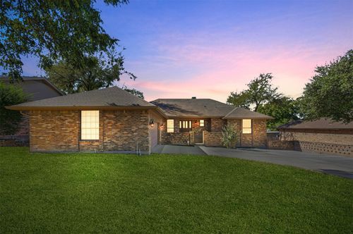 205 Yacht Club Dr, Rockwall, TX, 75032-5735 | Card Image