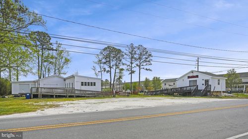 4512 Chicken City Rd, CHINCOTEAGUE ISLAND, VA, 23336-2303 | Card Image