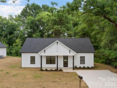 315 W Chestnut St, Stanley, NC, 28164-1707 | Card Image