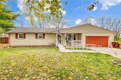 647 W Crescent Lane, House other with 3 bedrooms, 1 bathrooms and null parking in Franklin OH | Image 2