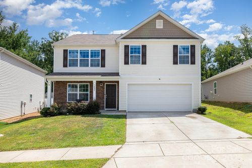 1537 Lilly Springs Pl, Dallas, NC, 28034-9596 | Card Image