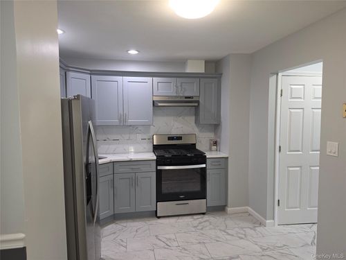 177-19 Meadow Road, New York, NY, 11434 | Card Image
