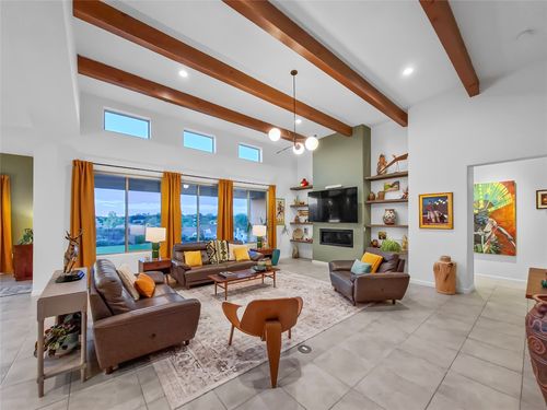 55 Via Orilla Dorado, Santa Fe, NM, 87508-1589 | Card Image