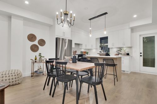 23-12770 105 Ave, Surrey, BC, V3V0H2 | Card Image