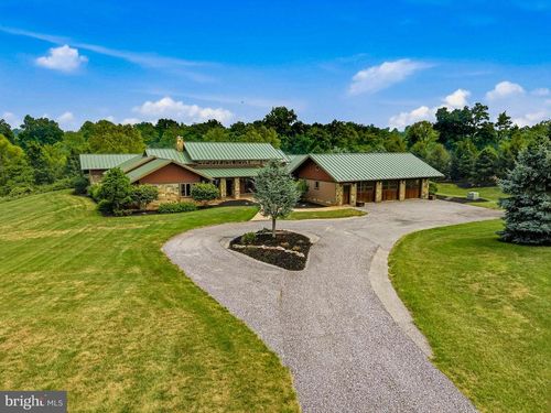 1885 Greenbriar Rd, YORK, PA, 17404-9700 | Card Image