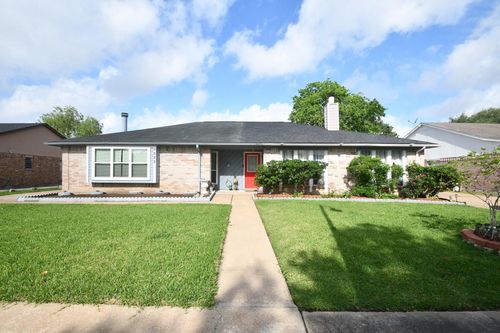 9518 Riverside Lodge Dr, Houston, TX, 77083-5975 | Card Image