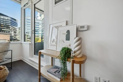 S216 - 120 Bayview Ave, Condo with 1 bedrooms, 2 bathrooms and 1 parking in Toronto ON | Image 3