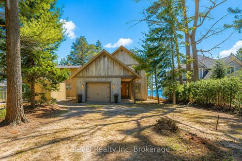 12 Walker Rd, Tiny, ON, L0L2J0 | Card Image