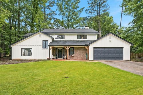 301 Martingale Dr, Peachtree City, GA, 30269-2215 | Card Image