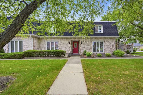 3-106-4501 N Wheeling Ave, Muncie, IN, 47304-1218 | Card Image