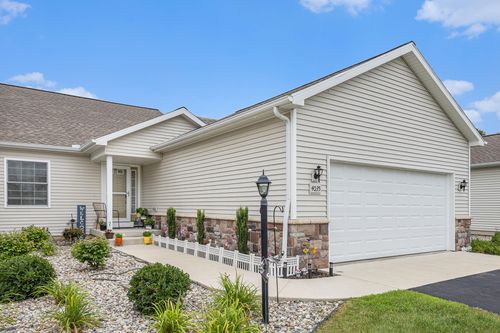 18-4035 Eastbridge Circle Rd, Stockbridge, MI, 49285-8500 | Card Image