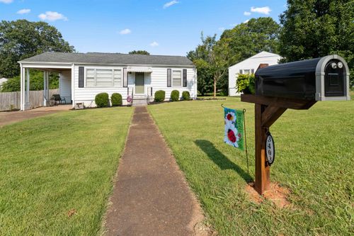 3403 Oakwood Blvd, Sheffield, AL, 35660-3537 | Card Image