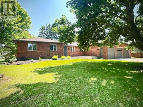 46 Holloway Lane, Springwater (Midhurst), ON, L0L1X1 | Card Image